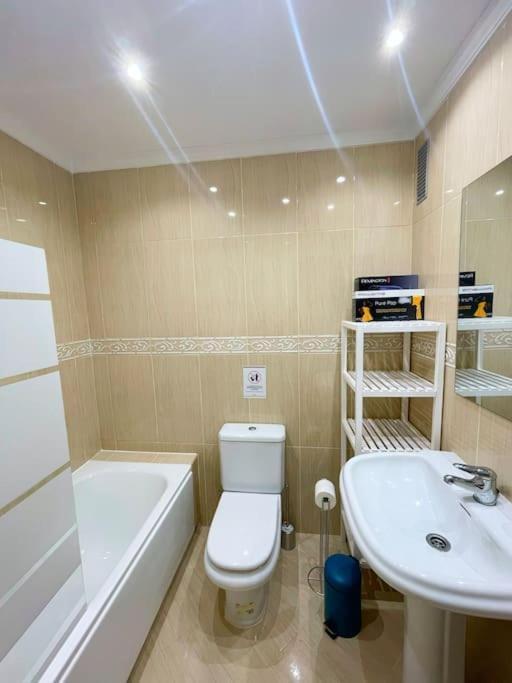 Modern Apartment In Malaga - Rosas Kültér fotó